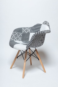 Стул кухонный Eames SC-020 черно-белый пэчворк