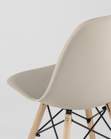 Стул Stool group EAMES, бежево-серый, деревянные ножки