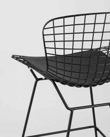 Стул полубарный с низкой спинкой Bertoia Черный с черной подушкой