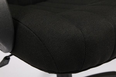 Кресло руководителя Tetchair СН833 черный