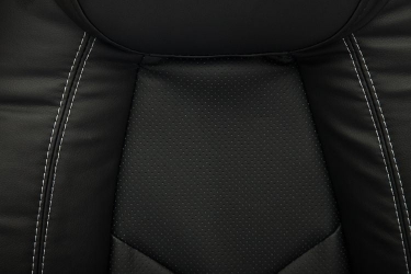 Кресло руководителя Boss люкс черный