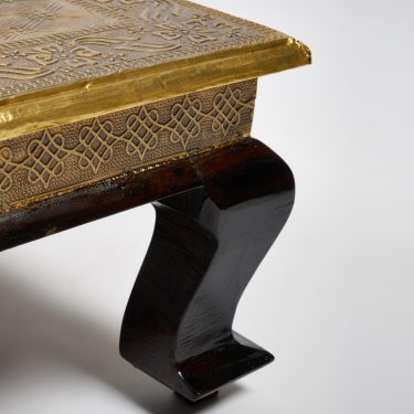 Столик Tetchair Secret De Maison GOLDEN HAVELY mod. BJ-002 дерево манго, 46х46x18, этническая чеканка