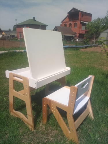 Комплект парта и стул растущие