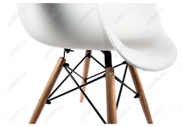 Стул деревянный  Eames PC-019
