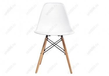Стул деревянный  Eames PC-015 White