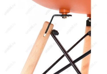 Стул деревянный  Eames PC-015 Оранжевый