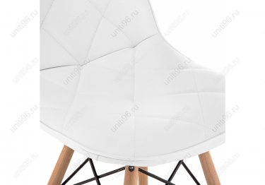 Стул деревянный  Eames PC-147 Белый