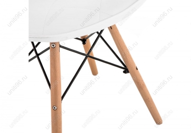 Стул деревянный  Eames PC-147 Белый