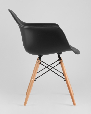 Стул Eames Daw Черный